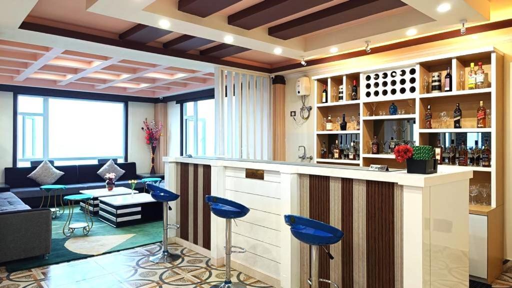 Staynest Retreat And Spa Gangtok With Parking & Swimming Pool Kültér fotó